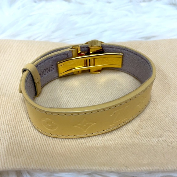 LOUIS VUITTON FLEUR GOOD LUCK BRACELET MONOGRAM SN0060 - Picture 3 of 12